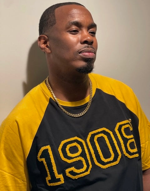 1906 Black Premium Chenille Raglan Shirt