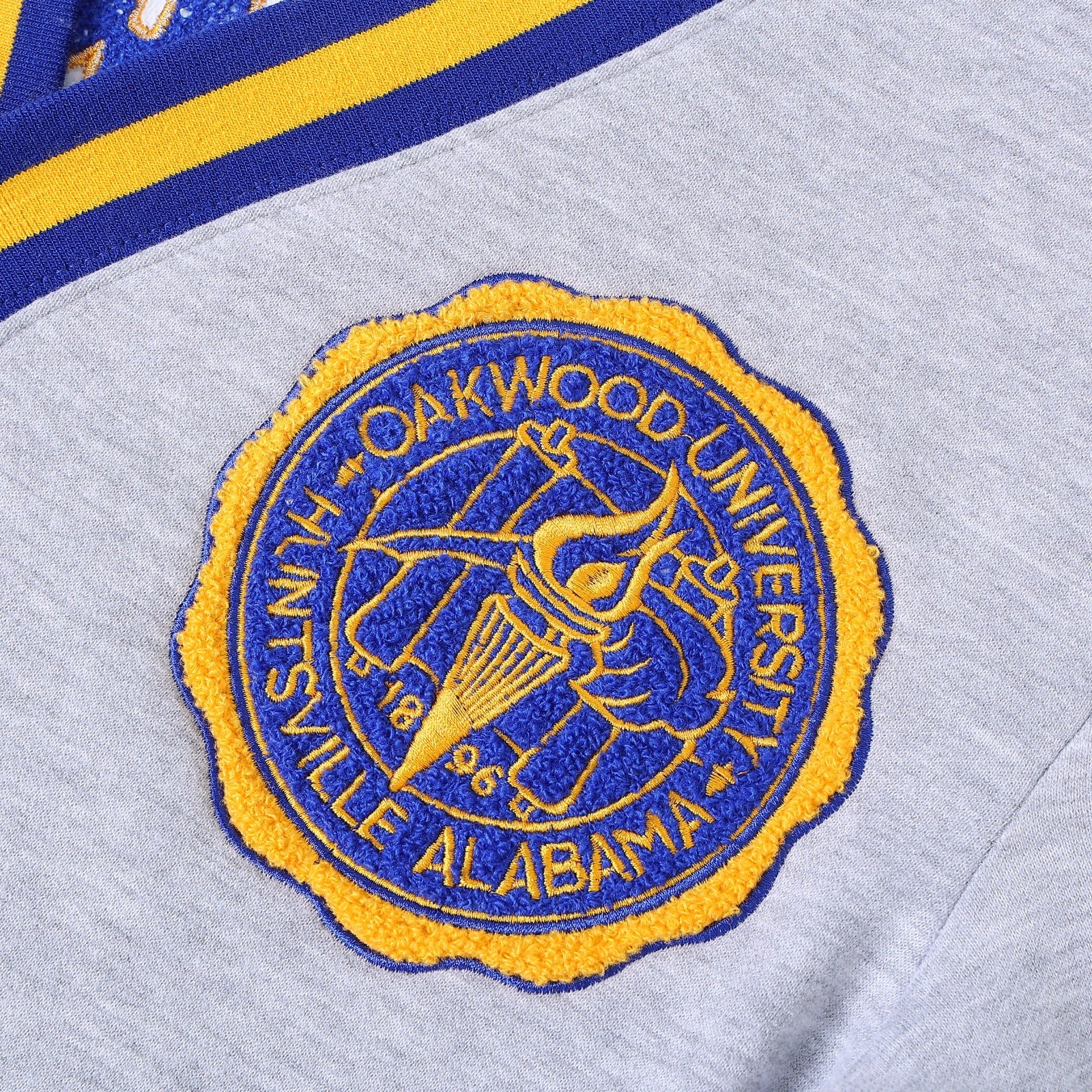 Oakwood Heather Grey Fleece Cardigan