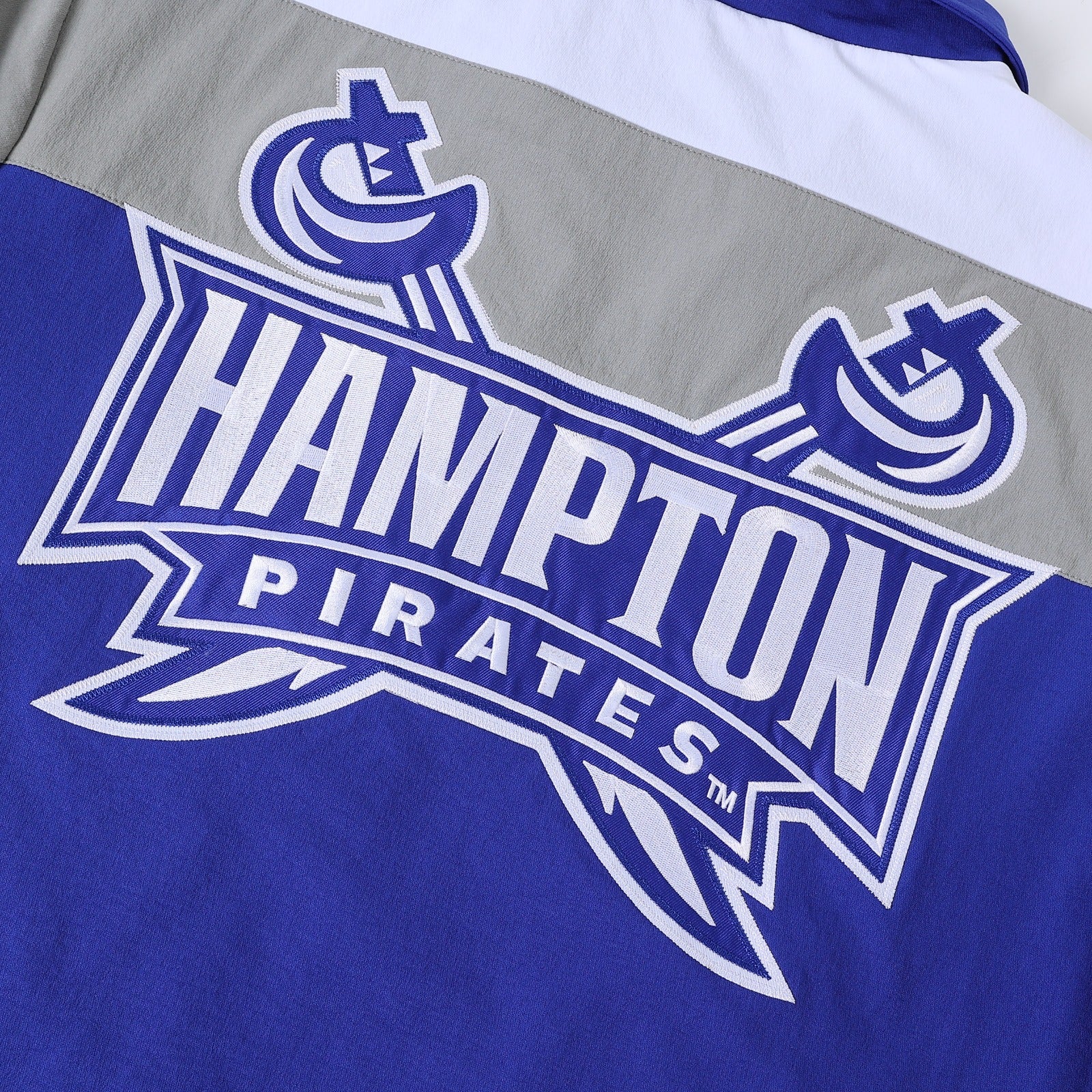 Hampton Full Zip Windbreaker Tech
