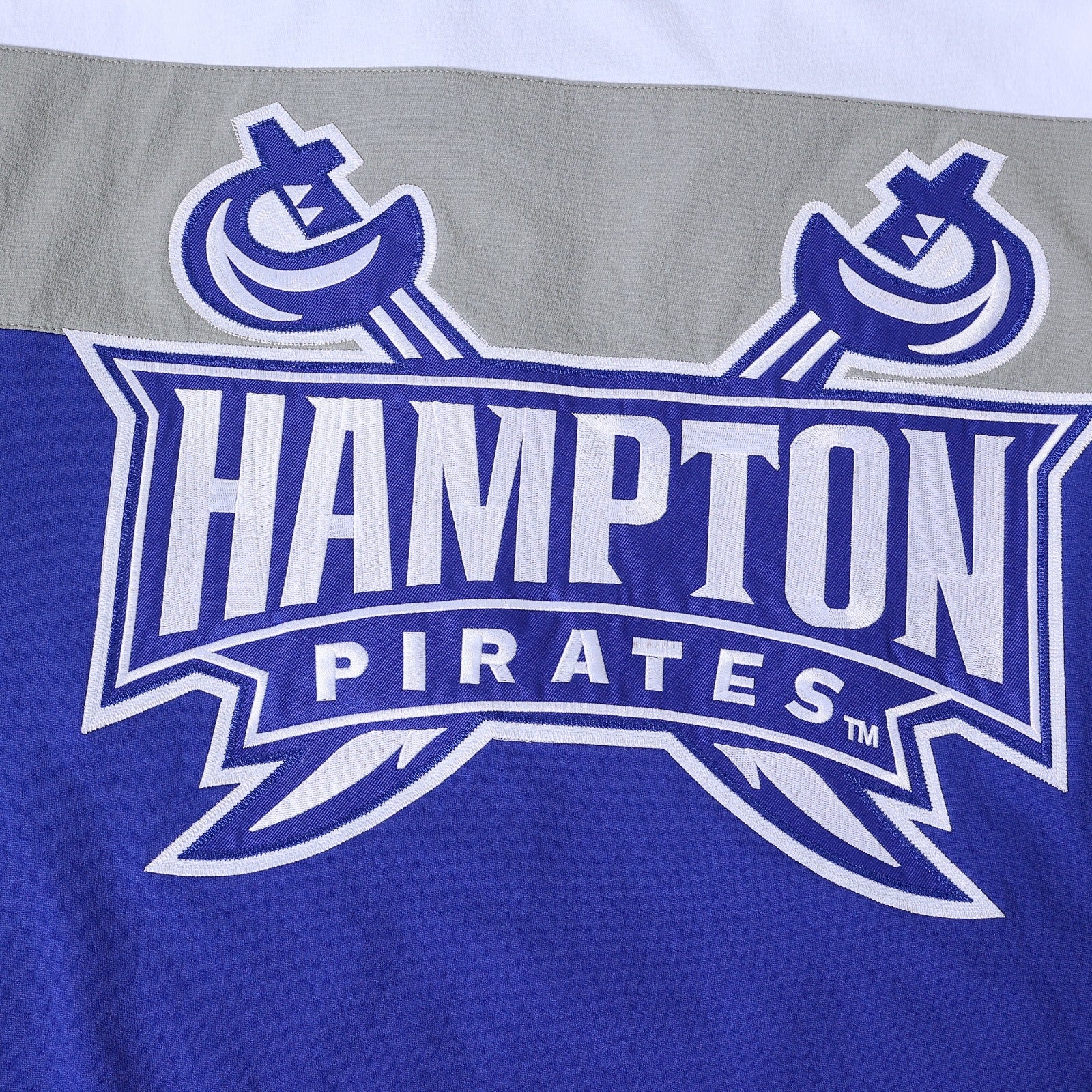 Hampton Full Zip Windbreaker Tech