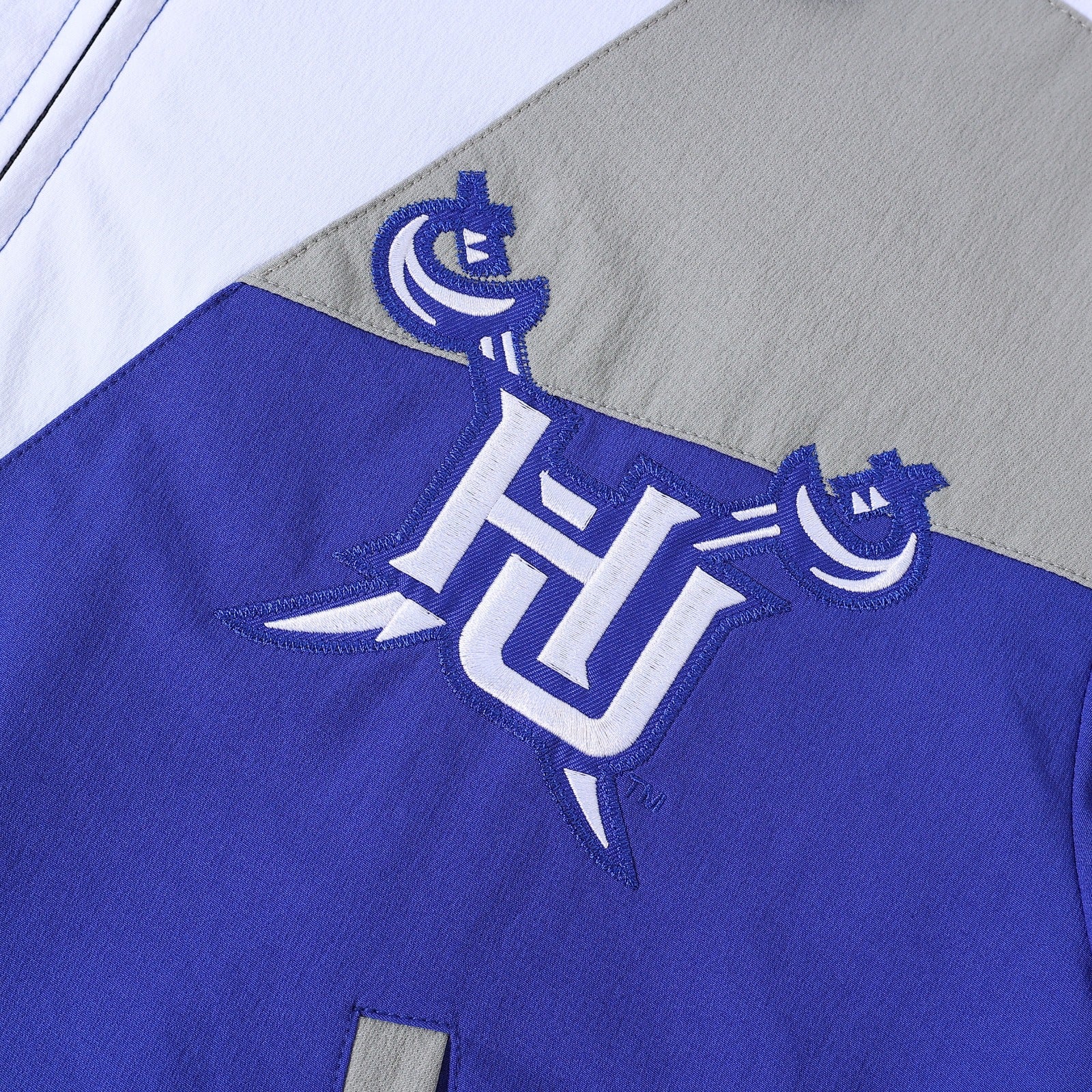 Hampton Full Zip Windbreaker Tech