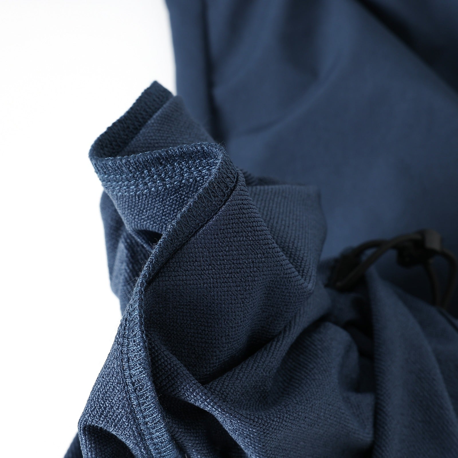 Howard University Windbreaker Tech Pants (Unisex)