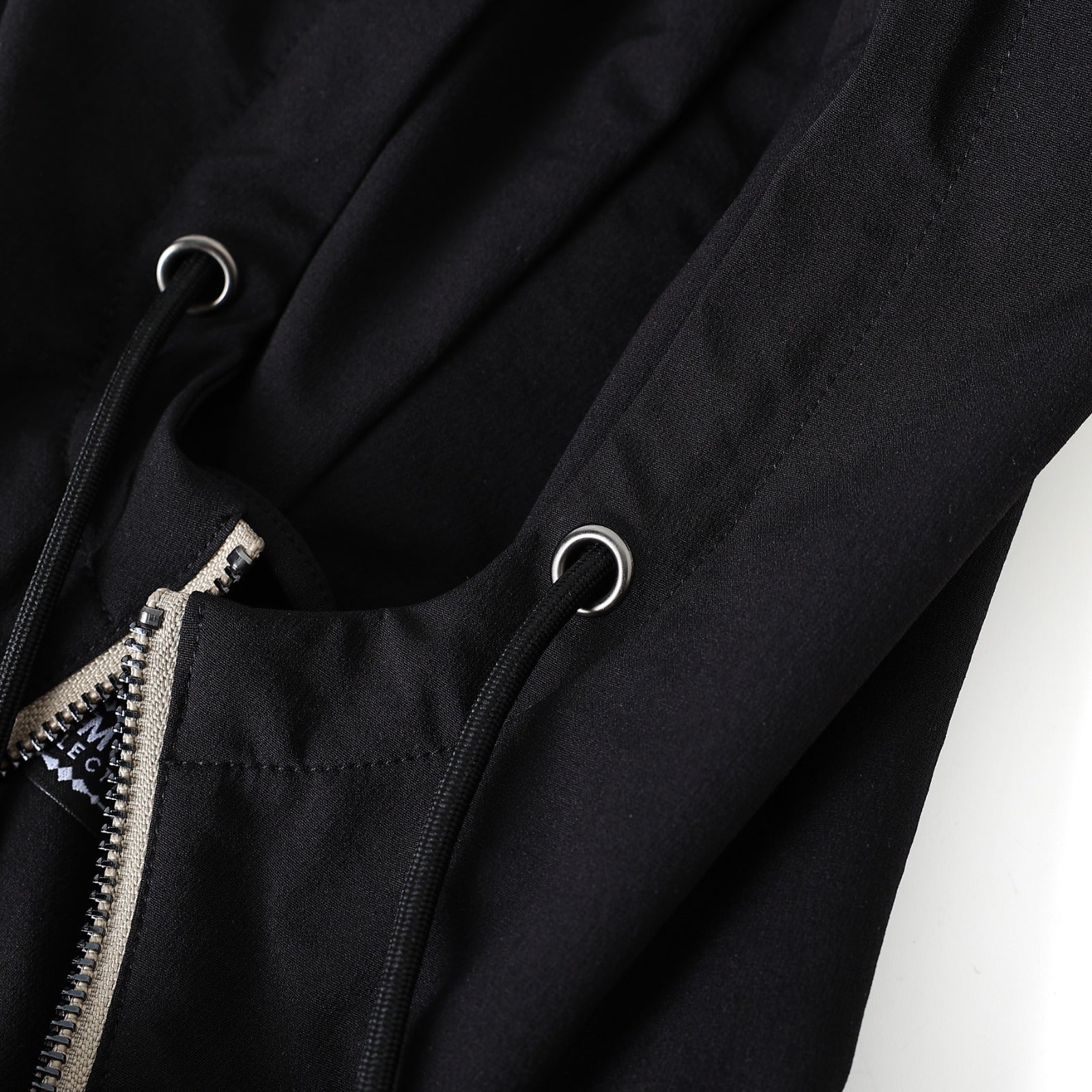 Purdue Black Windbreaker Tech Pullover(Unisex)