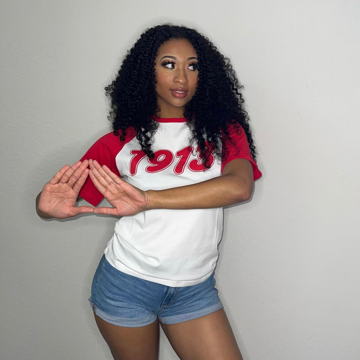 1913 Premium Raglan Shirt