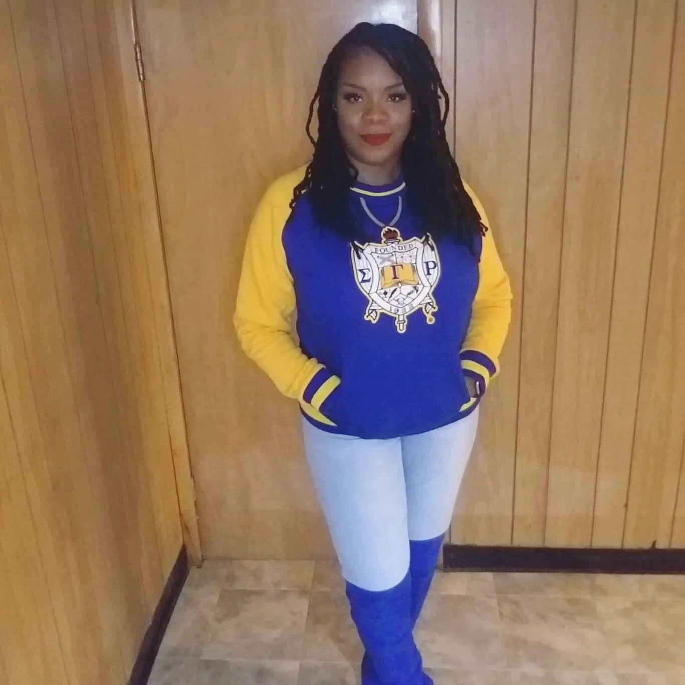 SGRho Chenille Crest Pocket Crewneck